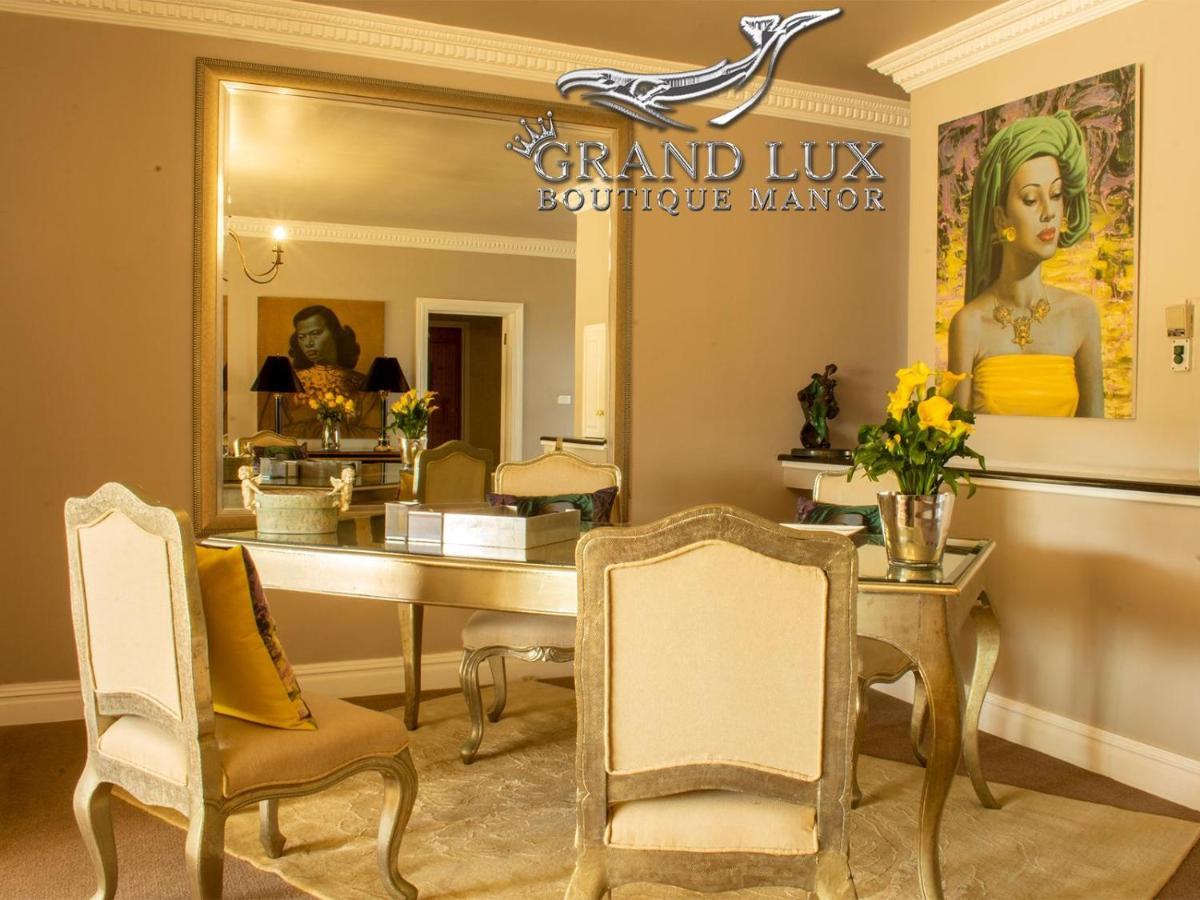Grand Lux Boutique Manor 호텔 허머너스 외부 사진