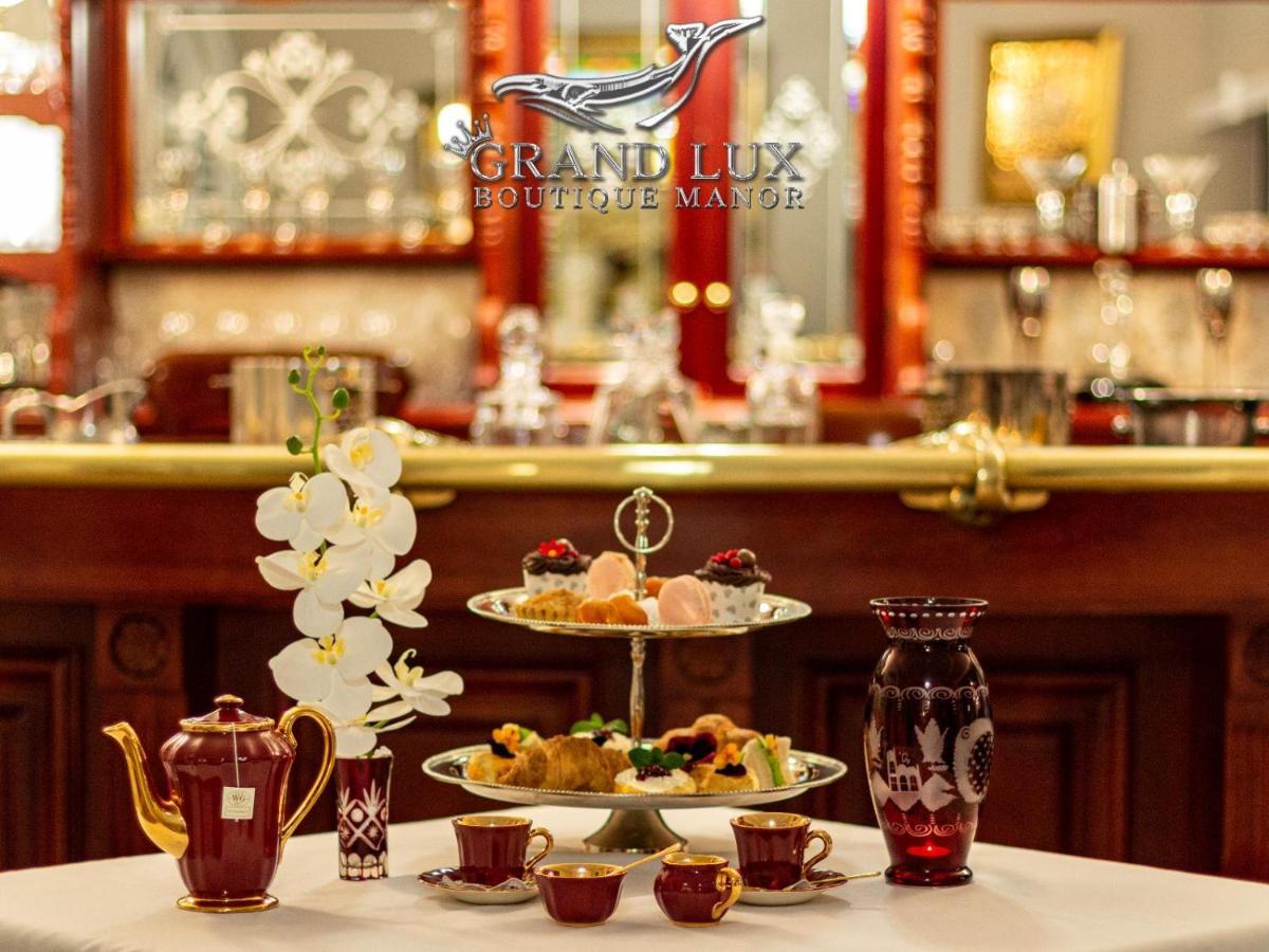 Grand Lux Boutique Manor 호텔 허머너스 외부 사진