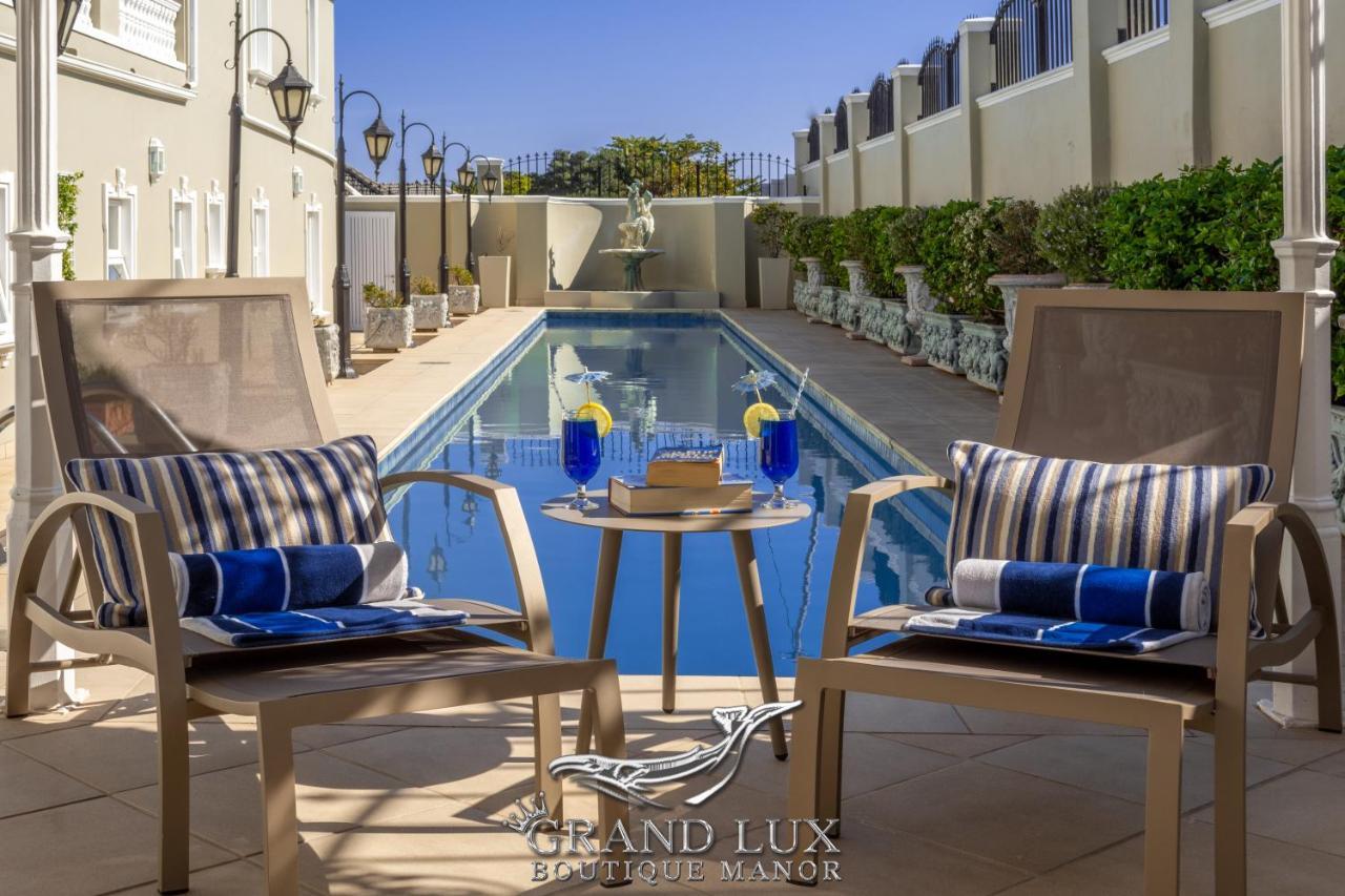 Grand Lux Boutique Manor 호텔 허머너스 외부 사진