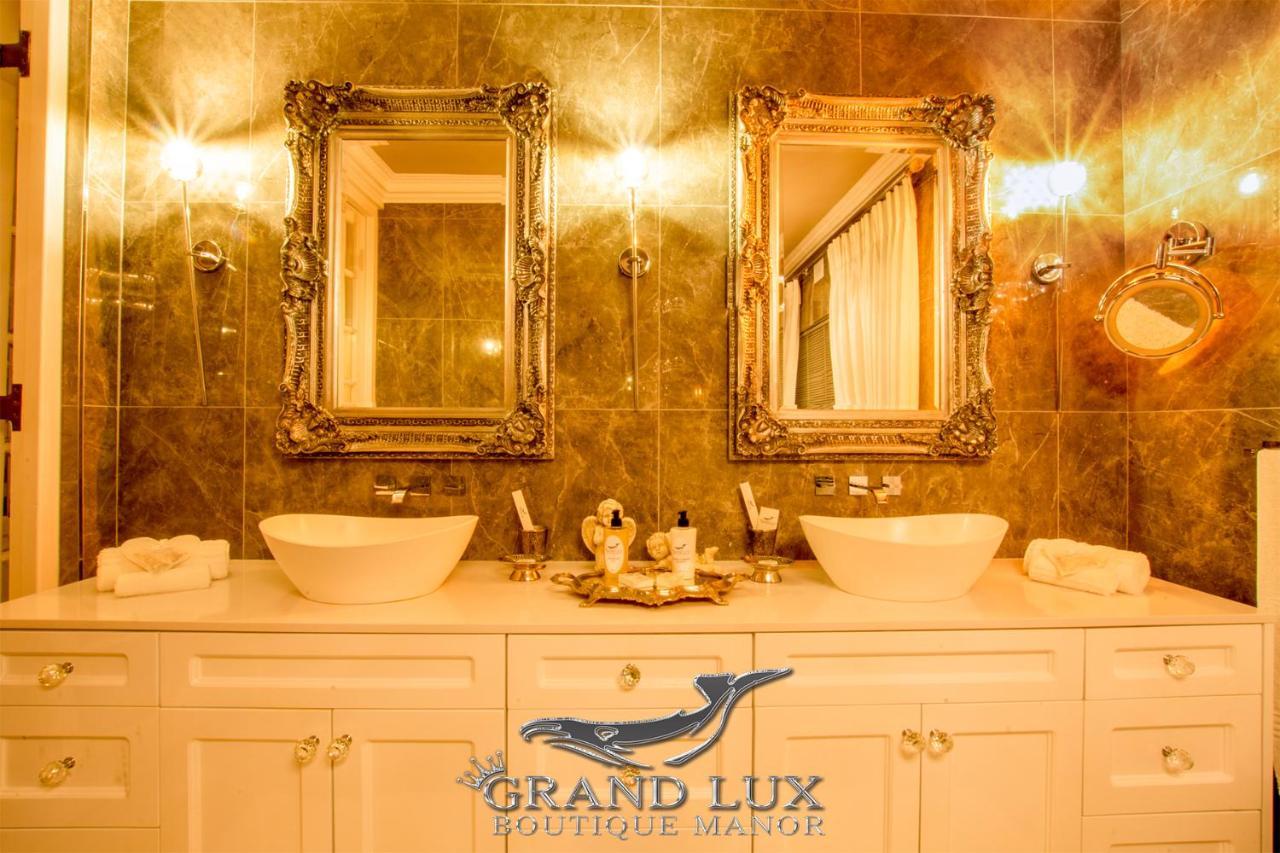 Grand Lux Boutique Manor 호텔 허머너스 외부 사진
