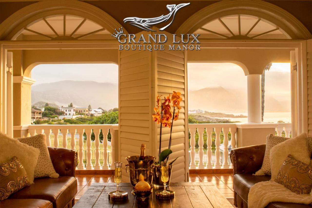 Grand Lux Boutique Manor 호텔 허머너스 외부 사진